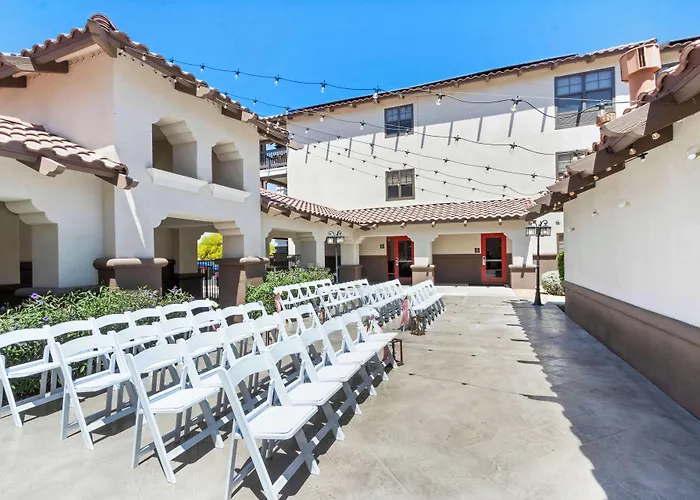 Hotel Hampton & Phoenix-goodyear 3*